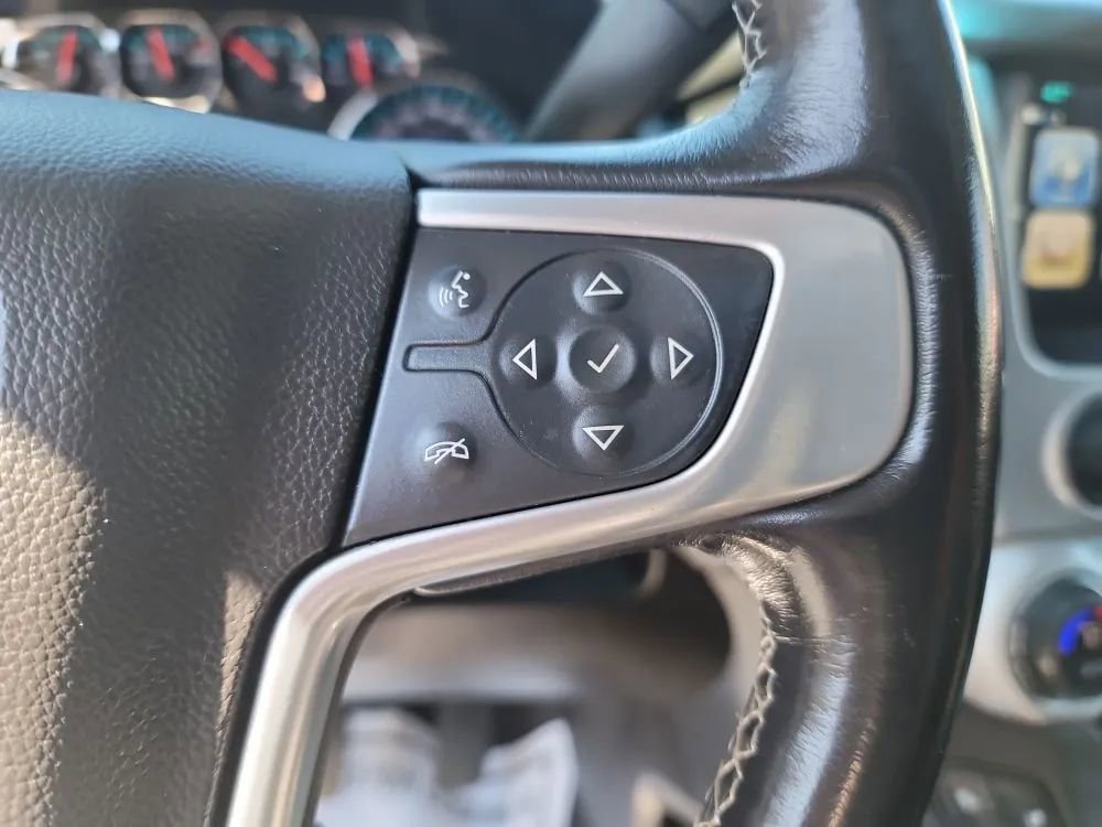 Used 2020 GMC Yukon XL SLT w/ Open Road Package image 25