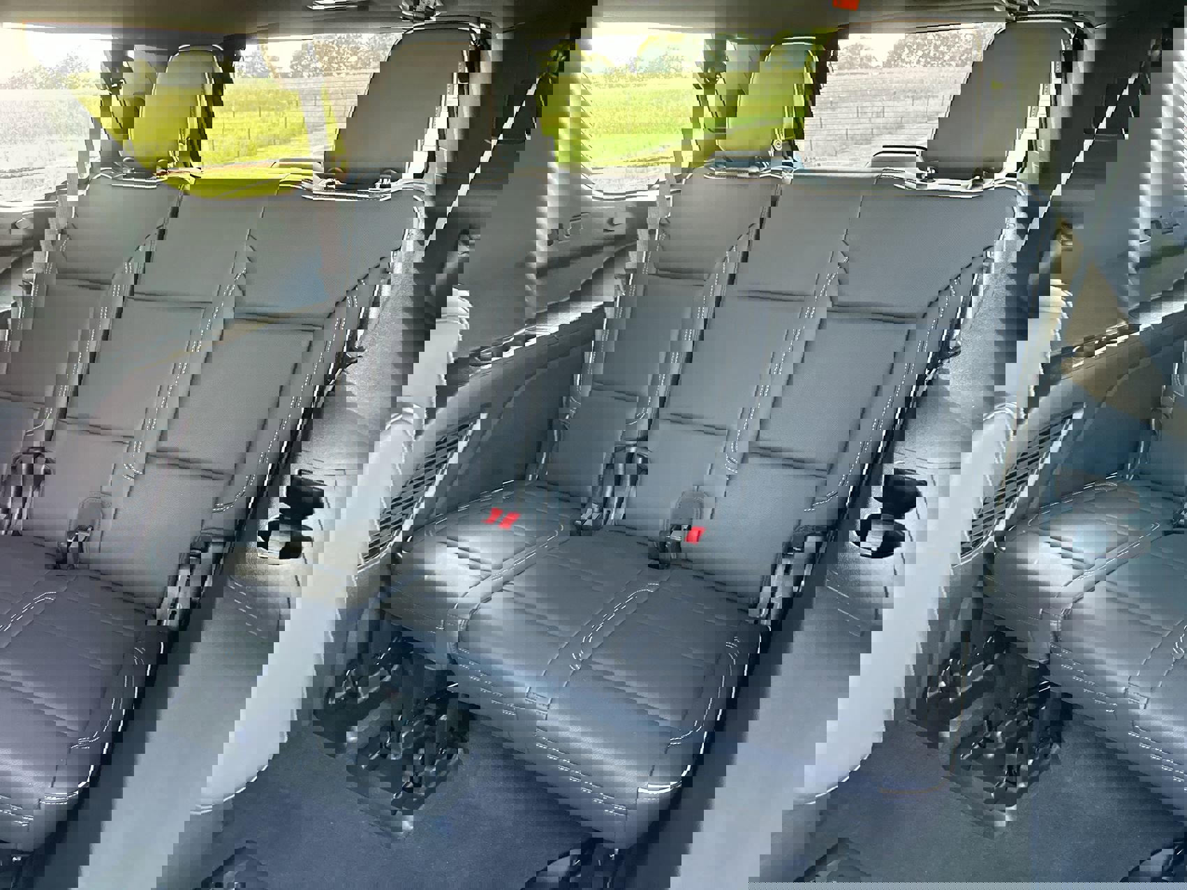 Used 2021 Chevrolet Tahoe Premier w/ Premium Package image 24