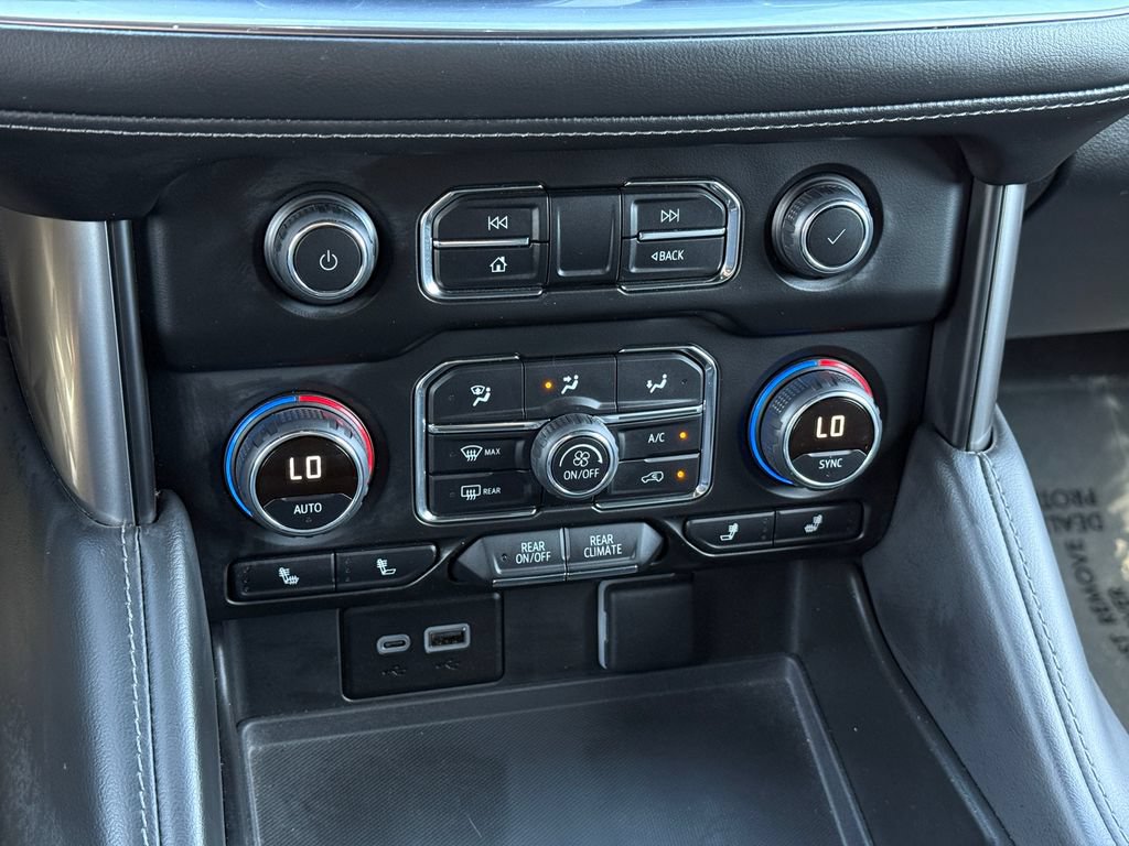 Used 2024 Chevrolet Tahoe LT RWD image 28