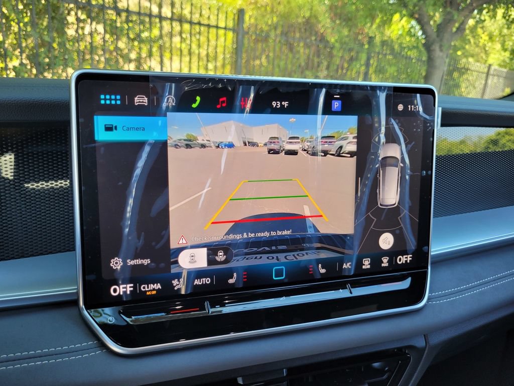 New 2026 Volkswagen Tiguan SE R-Line AWD/4WD image 17