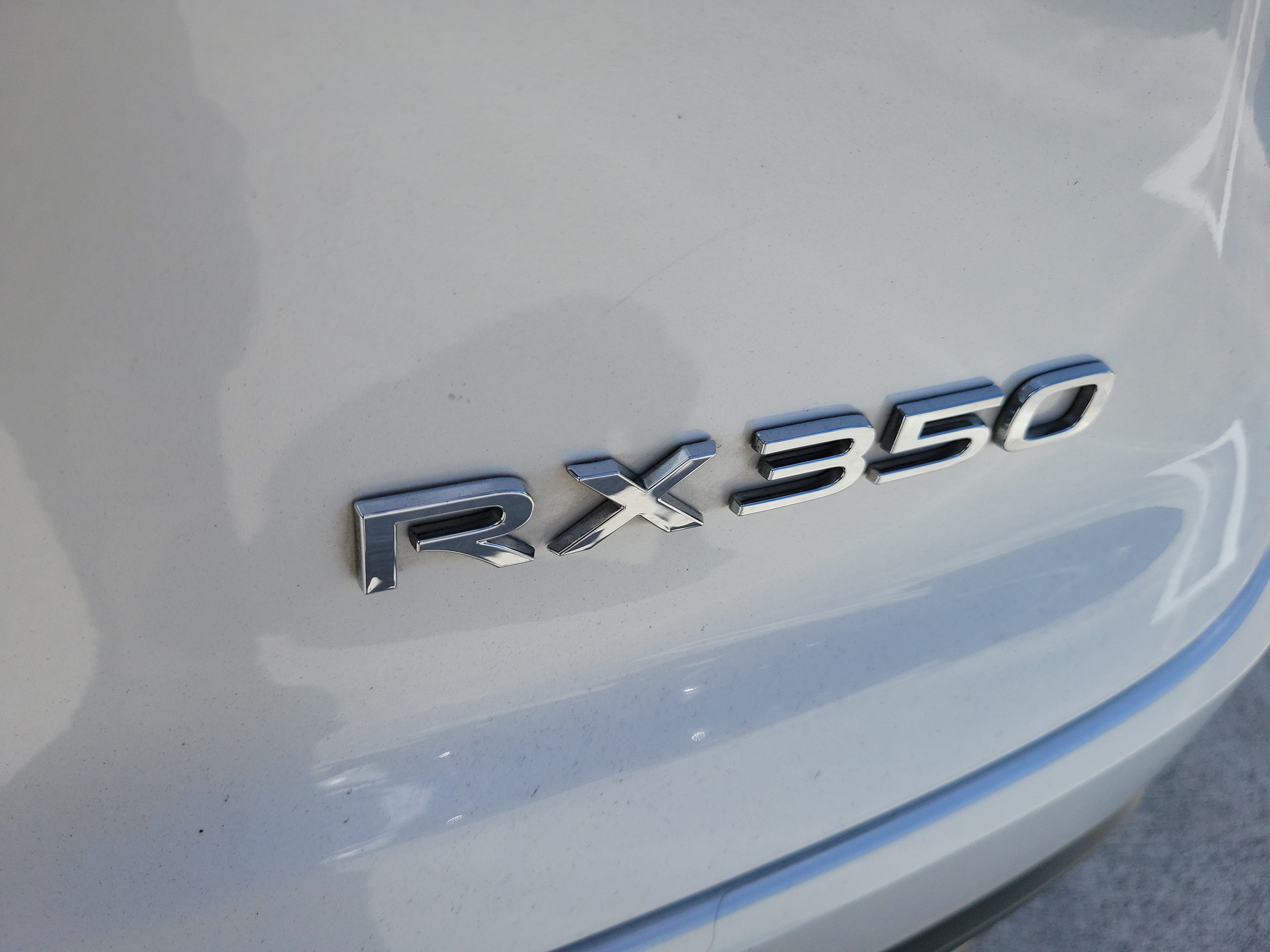 Used 2023 Lexus RX 350 FWD w/ Cold Area Package image 11