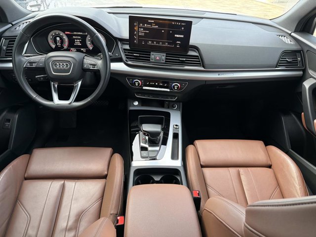Used 2025 Audi Q5 2.0T Premium image 27