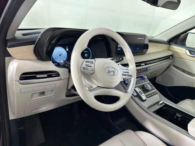 Used 2023 Hyundai Palisade Limited w/ Cargo Package image 13