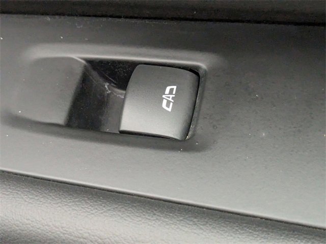 Used 2021 Chevrolet Suburban LS image 34