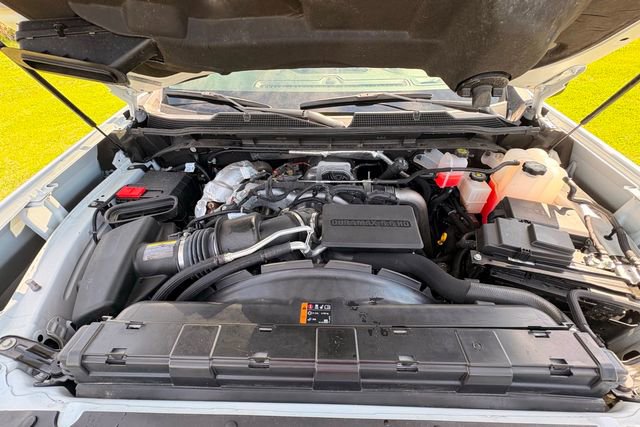 Used 2025 Chevrolet Silverado 3500 W/T AWD/4WD image 22
