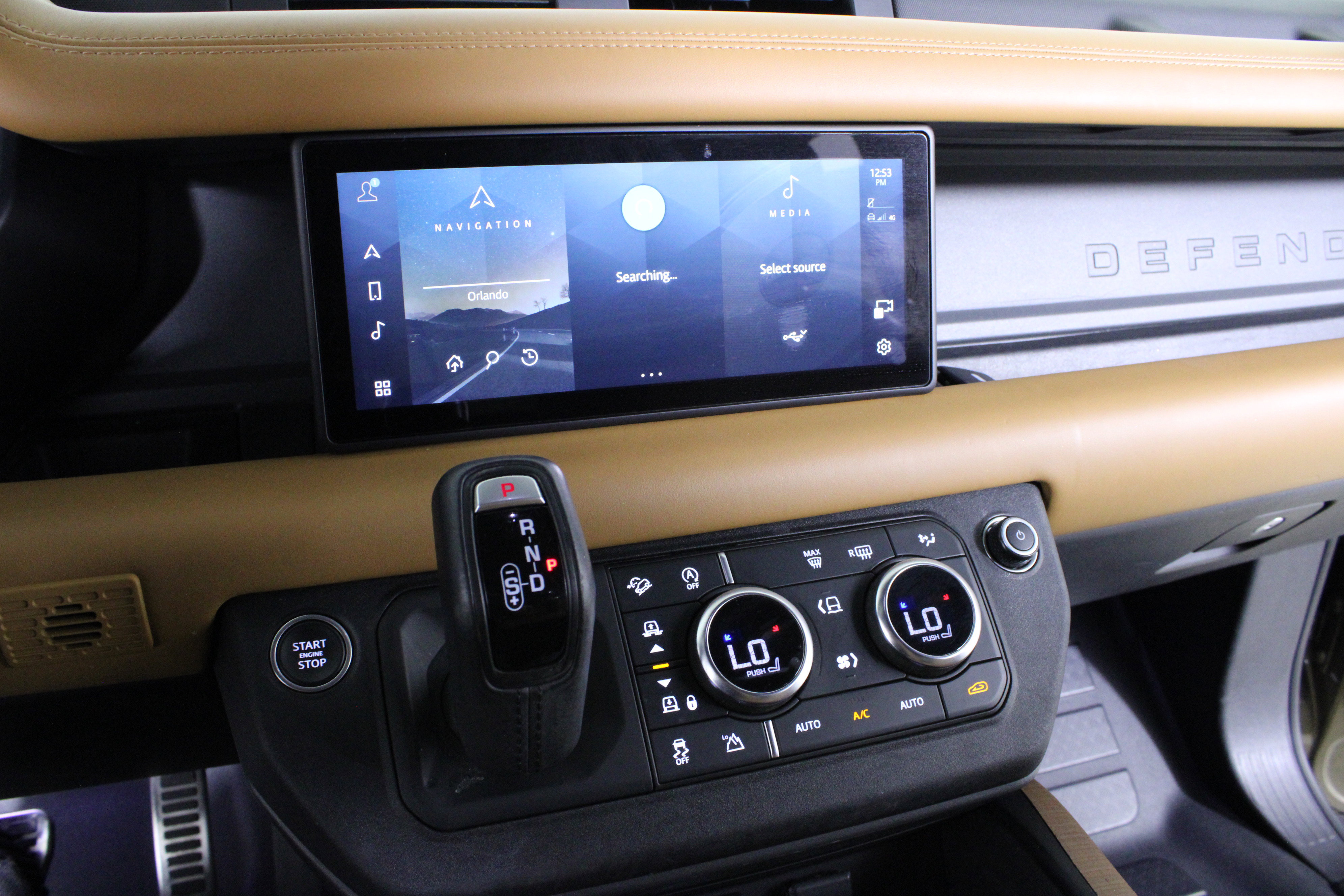 Used 2020 Land Rover Defender 110 X image 27