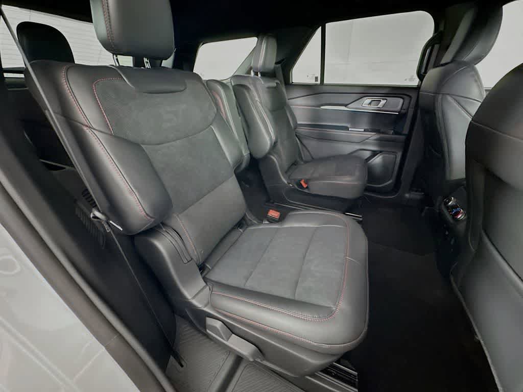 New 2026 Ford Explorer ST RWD image 34