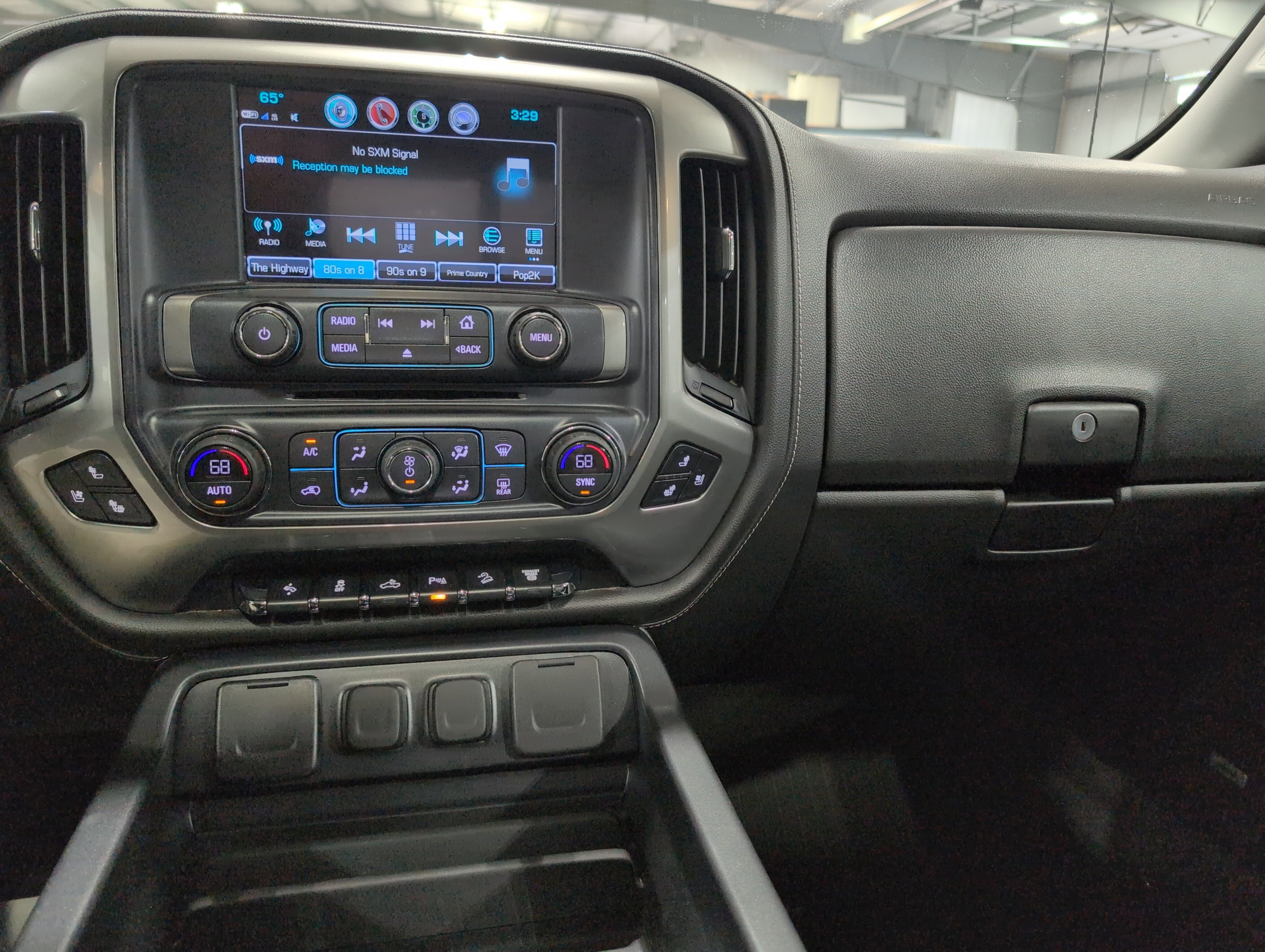 Used 2019 Chevrolet Silverado 2500 LTZ w/ Duramax Plus Package AWD/4WD image 19