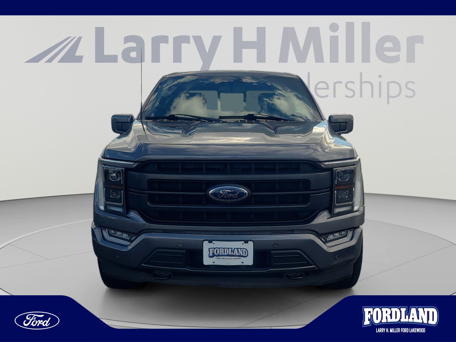 Used 2021 Ford F150 Lariat w/ Equipment Group 502A High AWD/4WD image 8