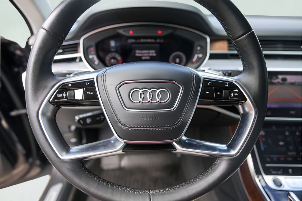 Used 2023 Audi A8 L 3.0T image 15