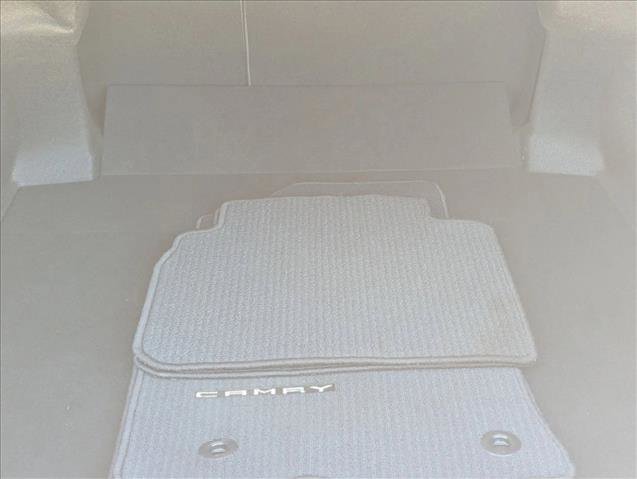 Used 2021 Toyota Camry SE image 17