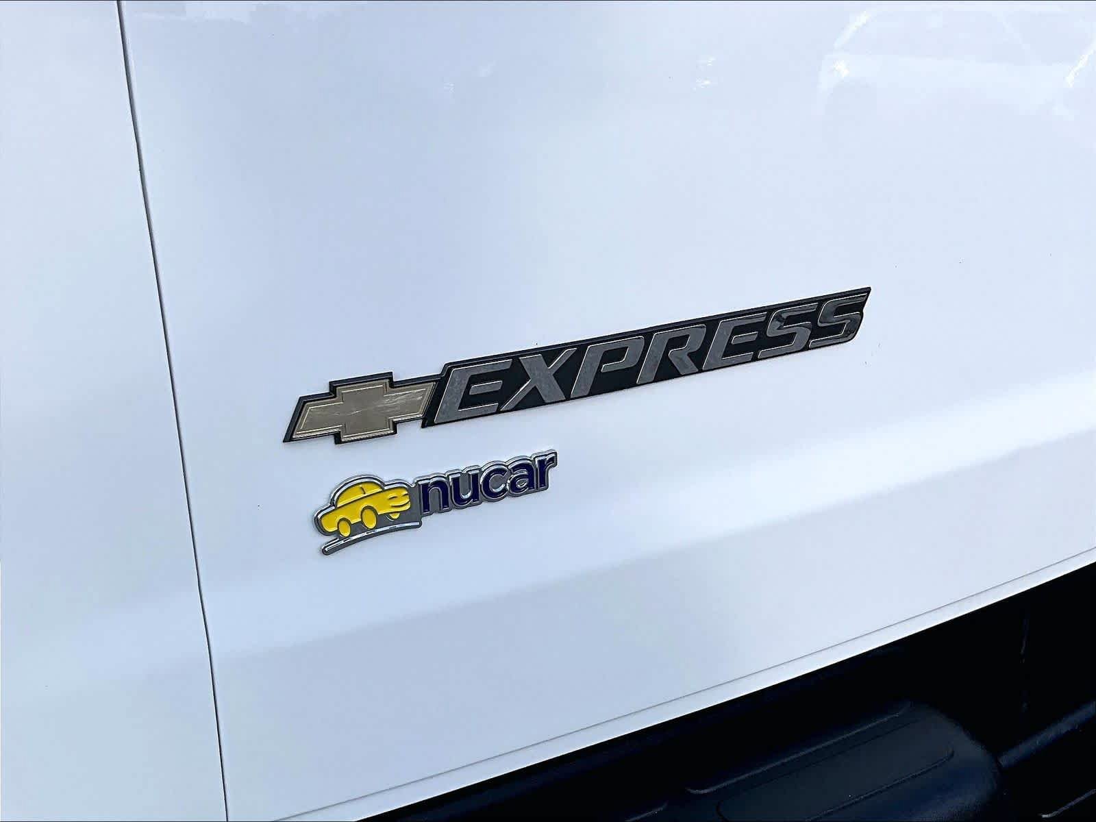 Used 2024 Chevrolet Express 2500 w/ Driver Convenience Package image 25