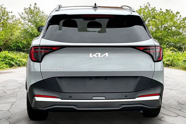 Used 2026 Kia Sportage EX w/ EX Panorama Roof Package image 4