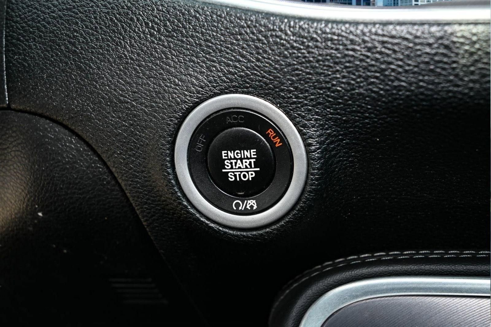 Used 2019 Dodge Challenger R/T Scat Pack image 22