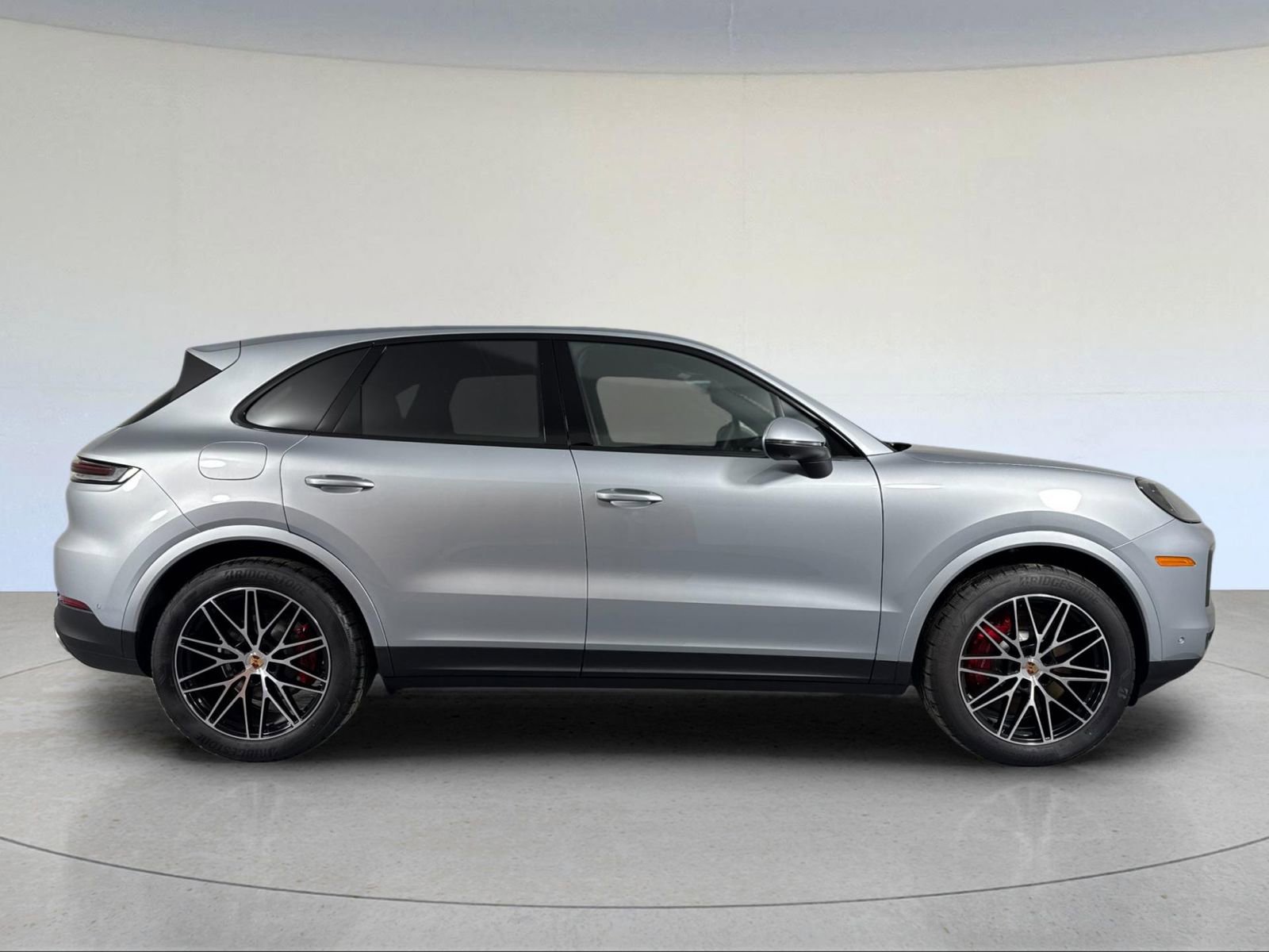 New 2026 Porsche Cayenne S image 9