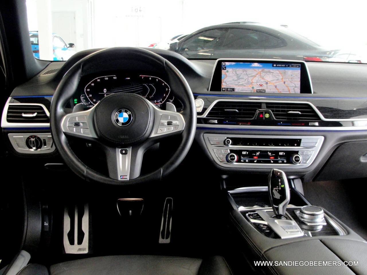 Used 2022 BMW 740i w/ M Sport Package image 33