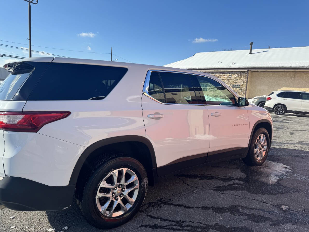 Used 2018 Chevrolet Traverse LS image 9