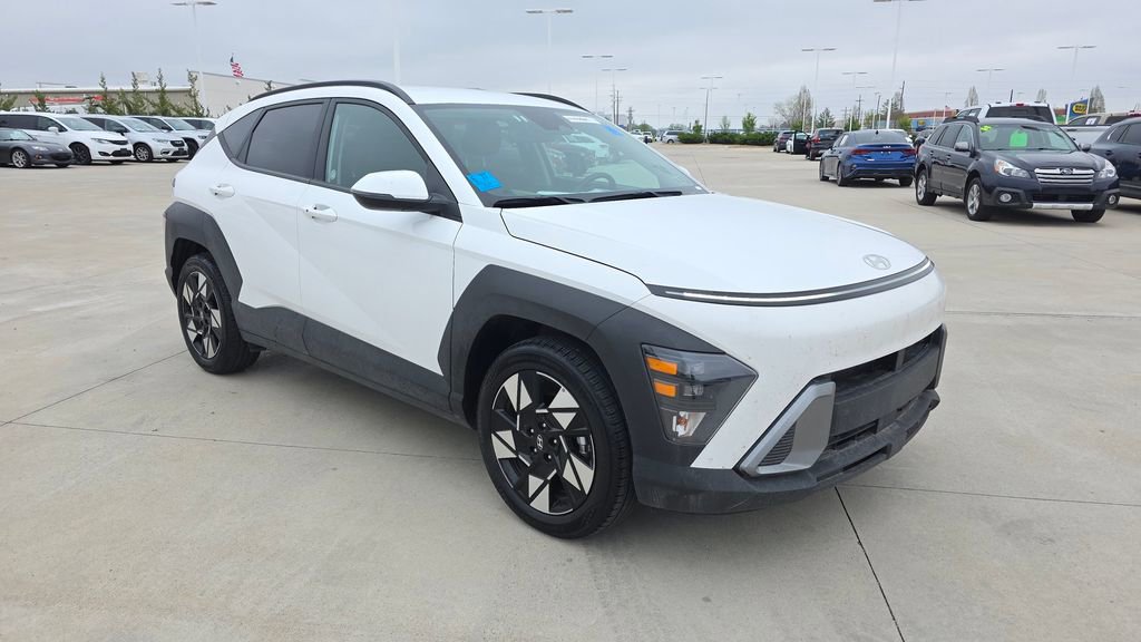 Used 2025 Hyundai Kona SEL image 7