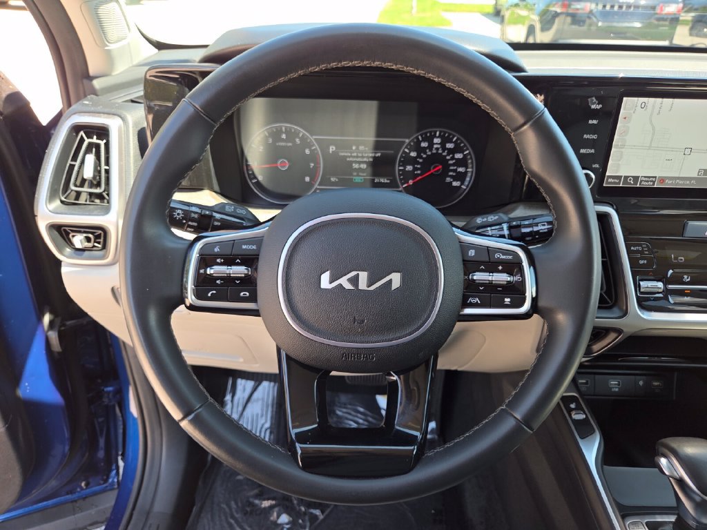 Used 2023 Kia Sorento EX w/ Panoramic Sunroof Package FWD image 35