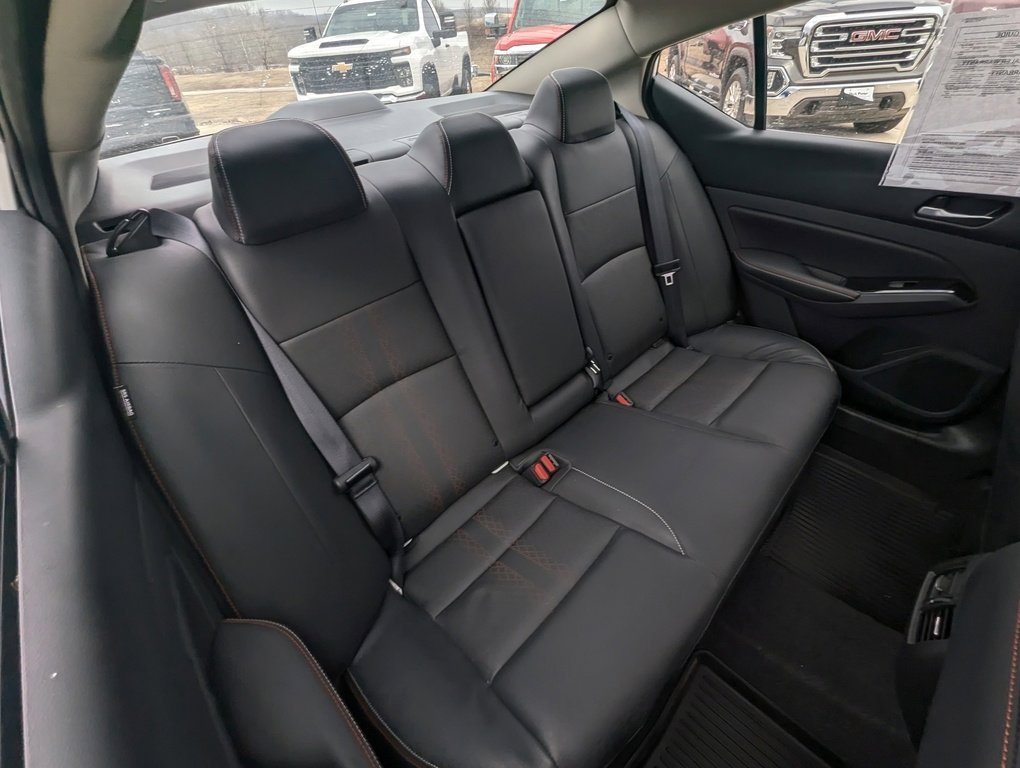 Used 2024 Nissan Altima 2.0 SR image 21