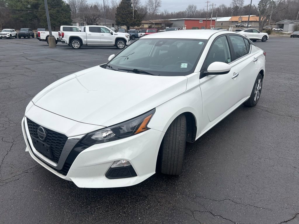 Used 2022 Nissan Altima 2.5 S image 3