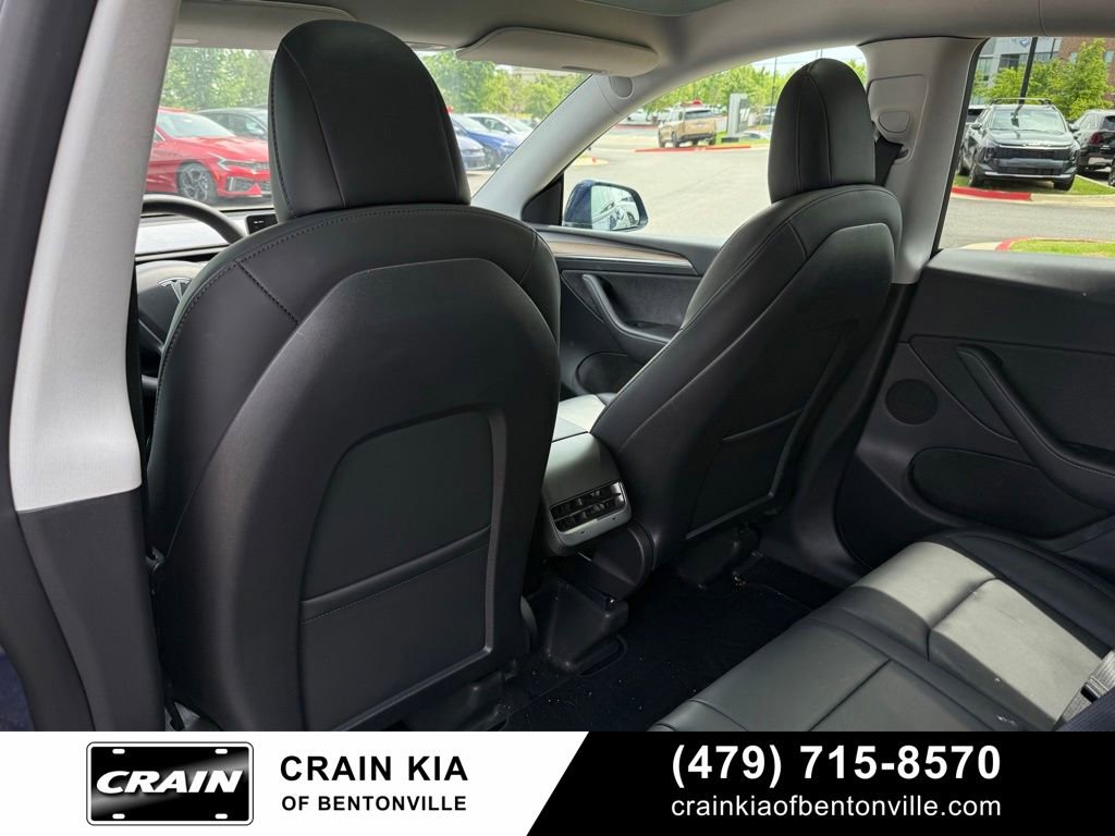 Used 2022 Tesla Model Y Long Range AWD/4WD image 22