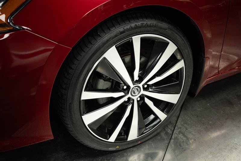 Used 2019 Nissan Altima 2.5 Platinum image 4