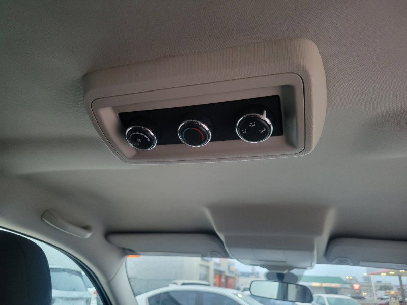 Used 2017 Dodge Journey SXT w/ Safe & Sound Group image 27