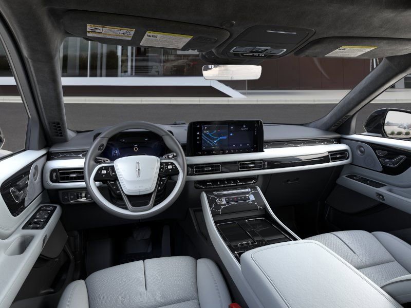 New 2026 Lincoln Aviator Black Label AWD/4WD image 9
