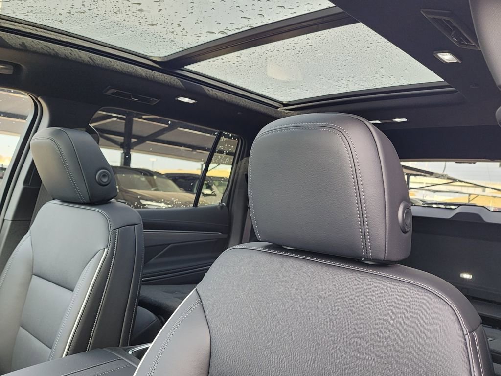 New 2026 Buick Enclave Preferred w/ Power Package image 17