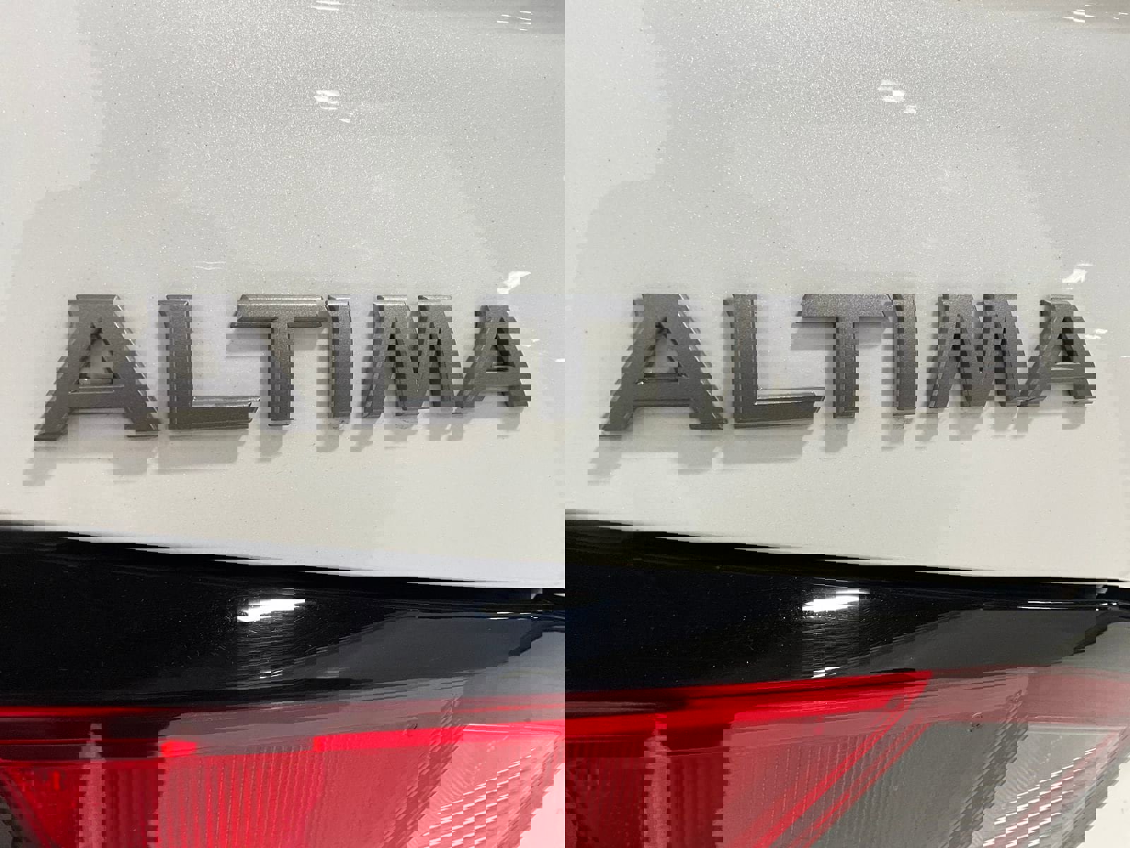 Used 2024 Nissan Altima 2.5 SR image 27