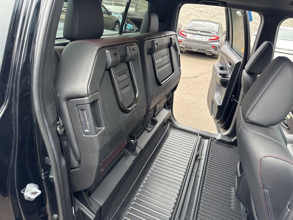 Used 2021 Honda Ridgeline Black Edition image 18