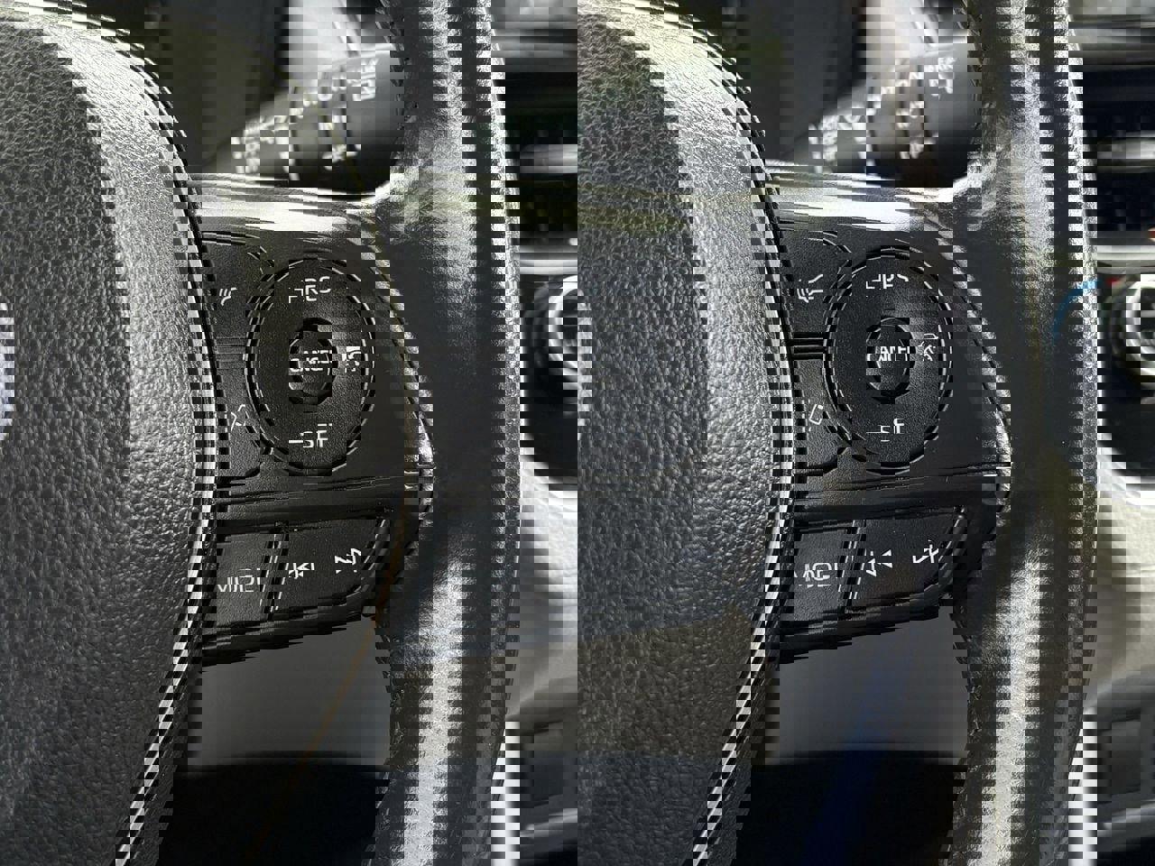 Used 2022 Toyota Corolla Cross LE image 17