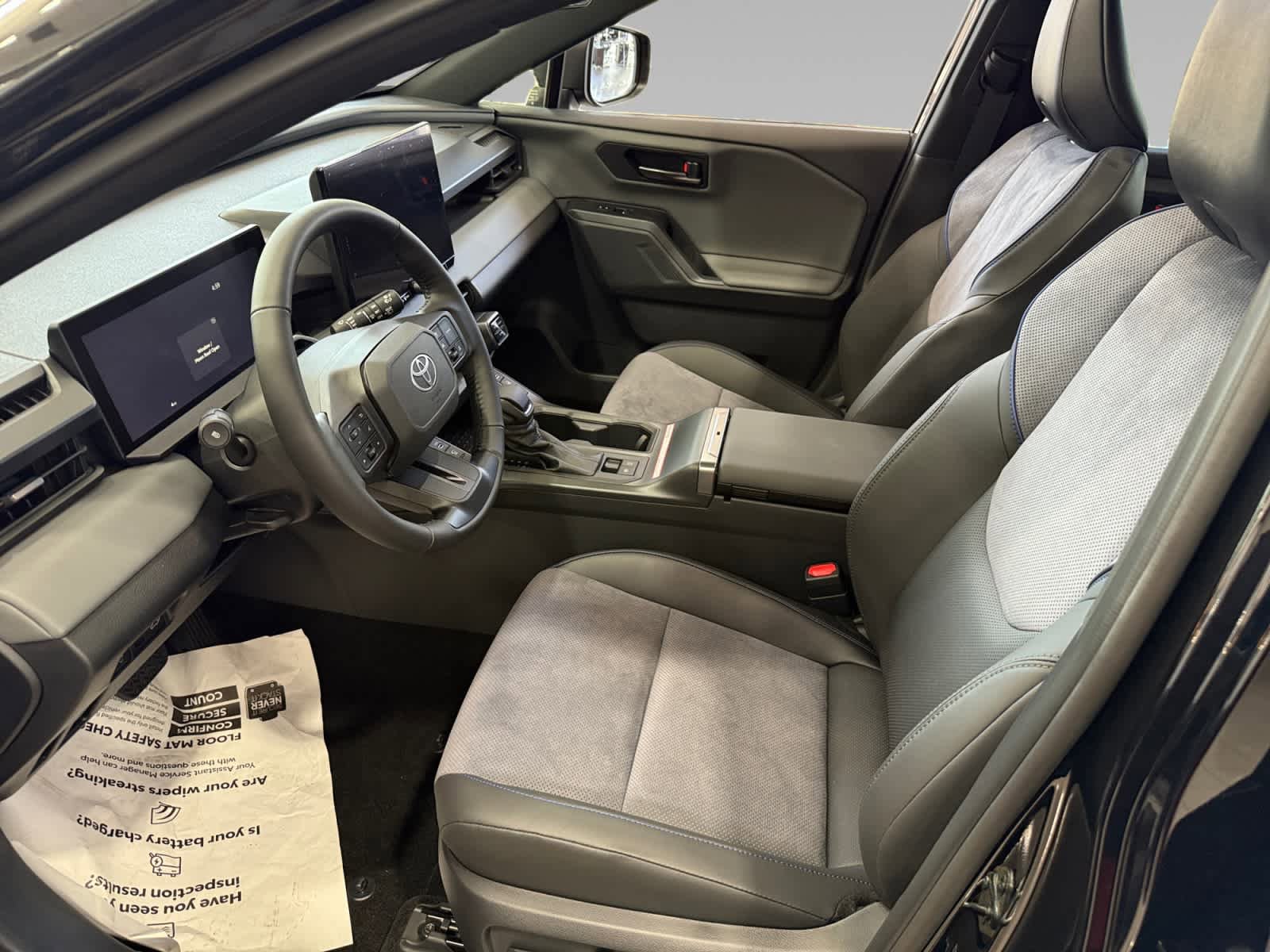New 2026 Toyota RAV4 XSE AWD/4WD image 11