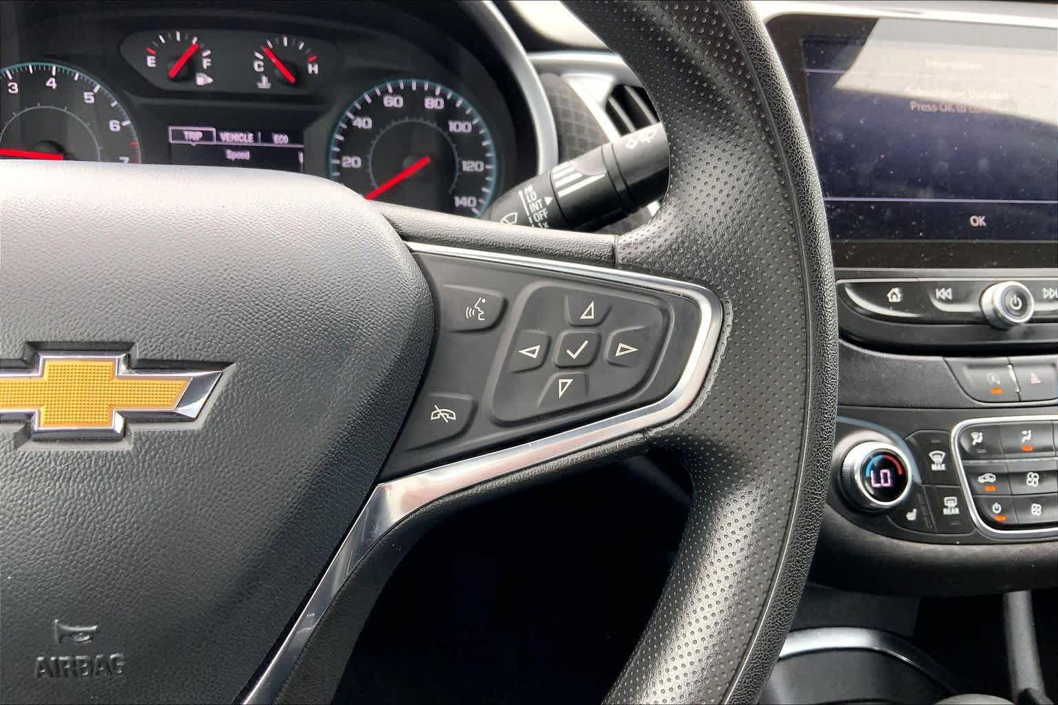 Used 2024 Chevrolet Malibu LT FWD image 24