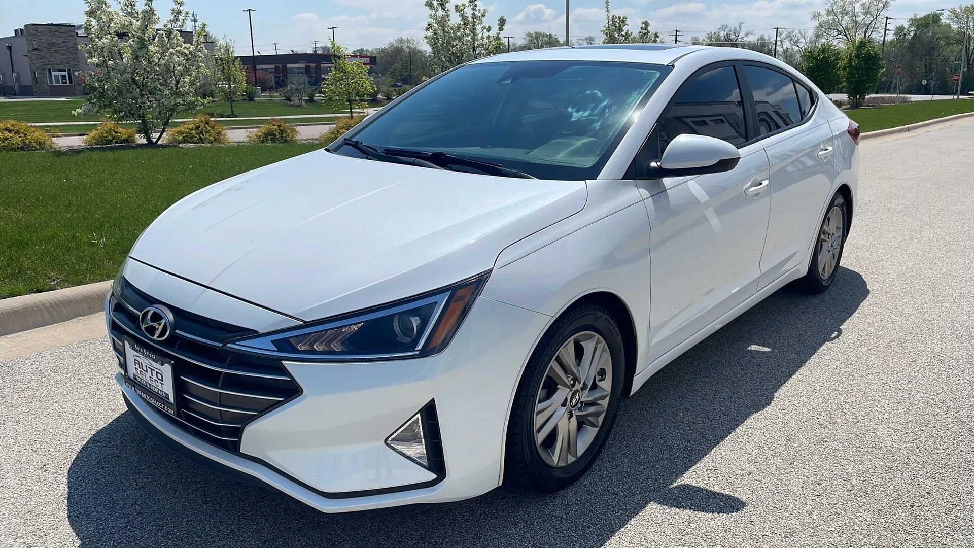 Used 2019 Hyundai Elantra Value Edition FWD image 2