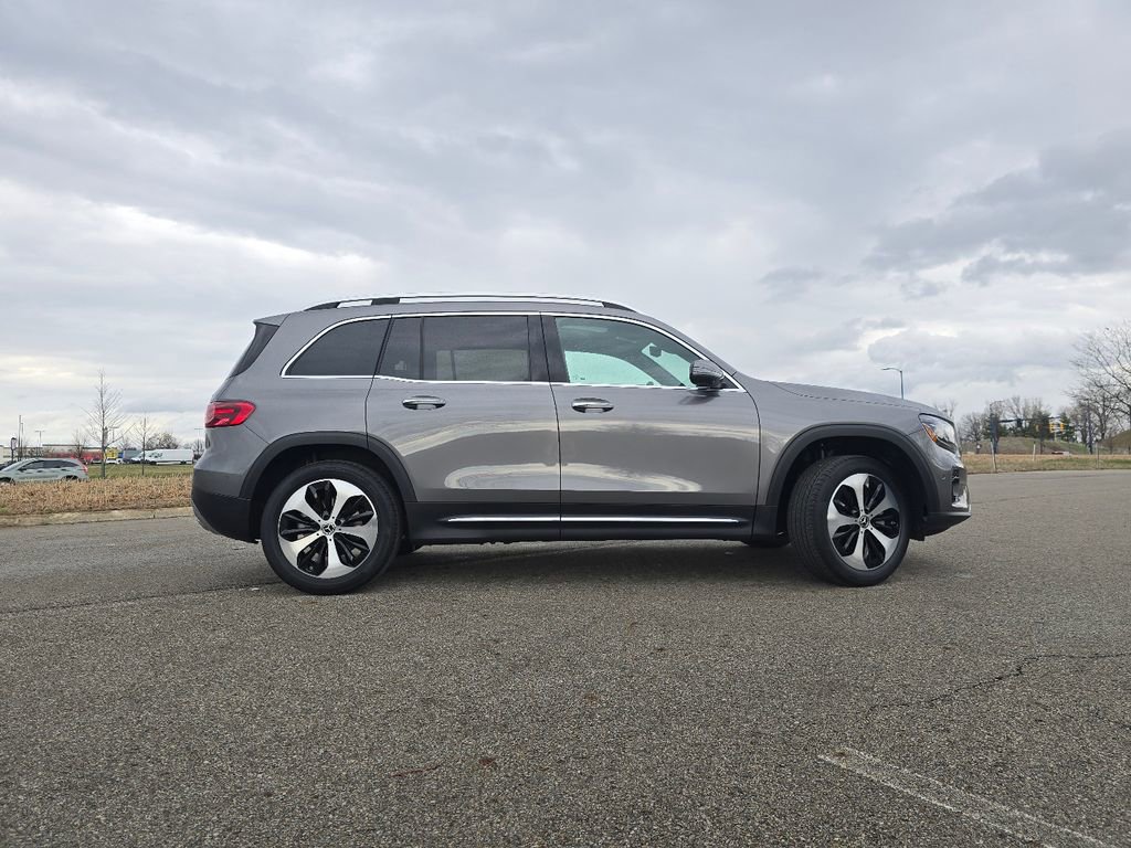 New 2026 Mercedes-Benz GLB 250 4MATIC image 17
