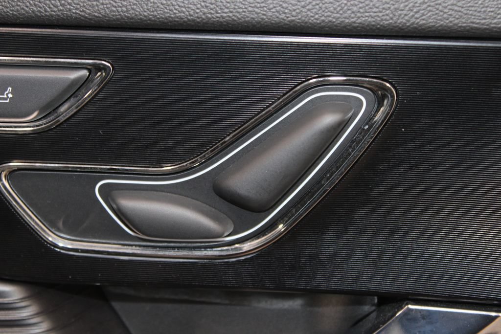 Used 2022 Lincoln Corsair AWD w/ Equipment Group 101A image 28