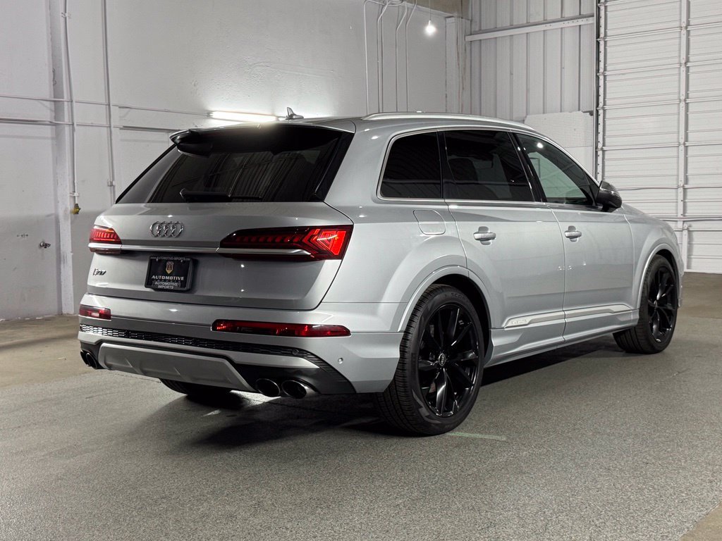 Used 2022 Audi SQ7 Premium Plus w/ SQ7 Executive Package AWD/4WD image 12