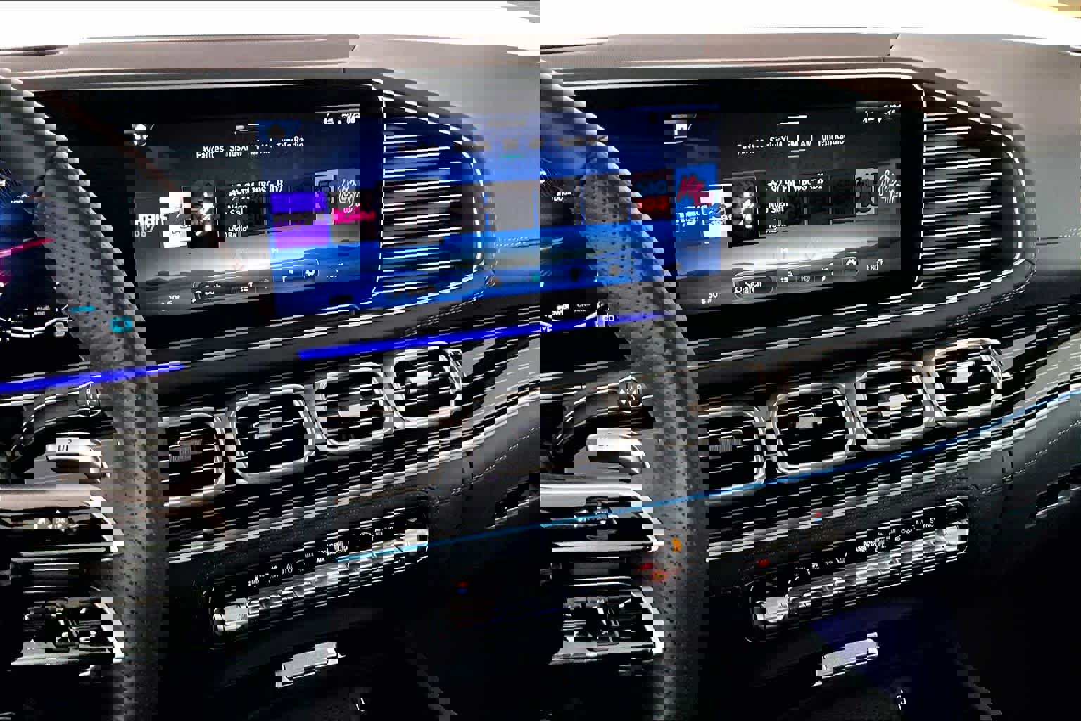 Used 2025 Mercedes-Benz GLS 63 AMG 4MATIC image 7