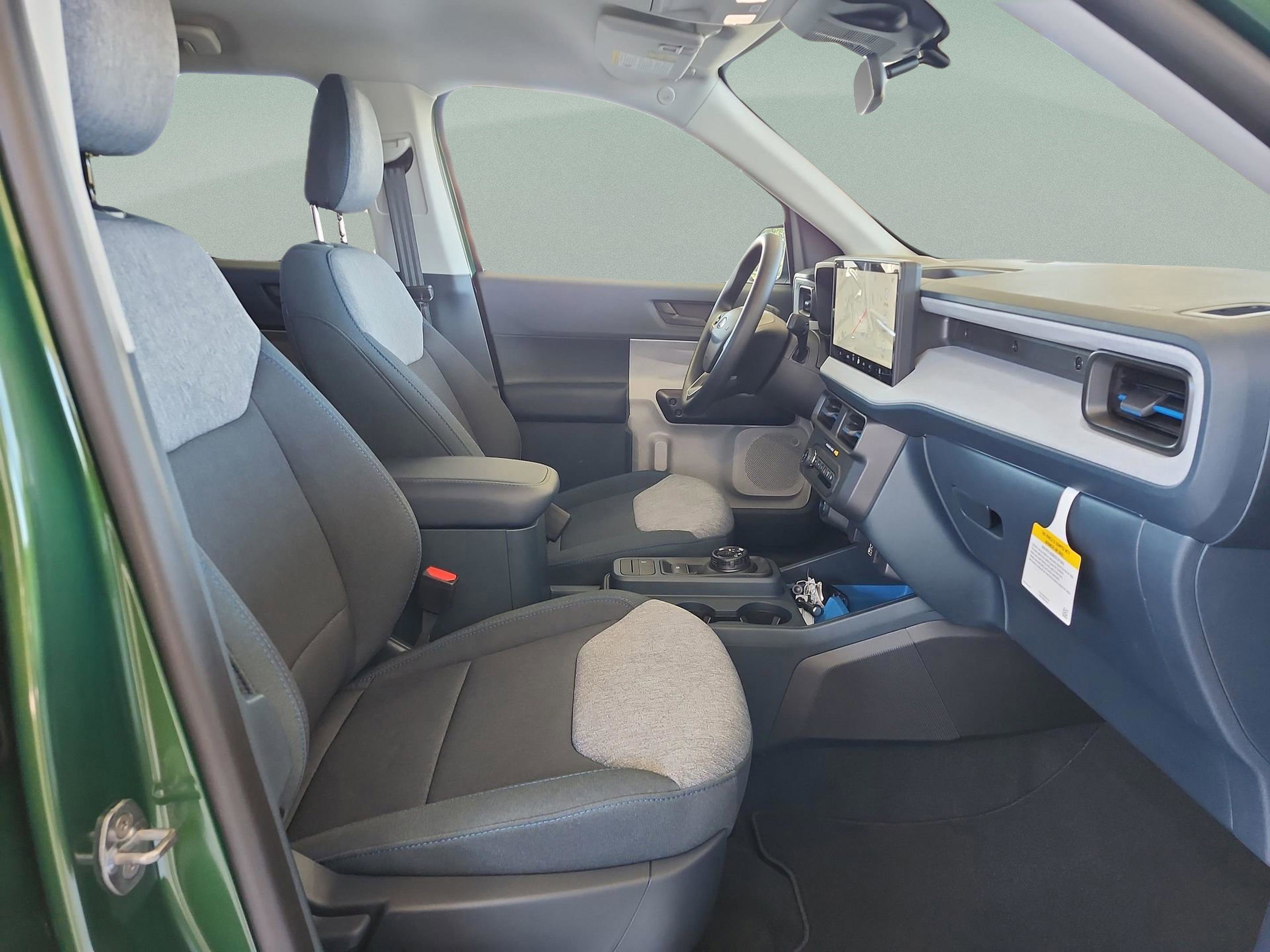 New 2025 Ford Maverick XLT image 18