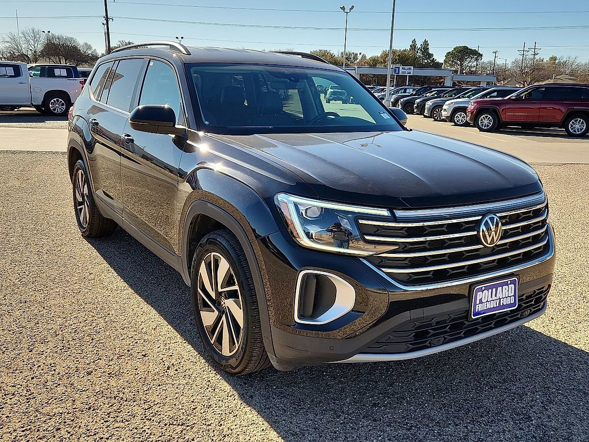 Used 2024 Volkswagen Atlas SE AWD/4WD image 4