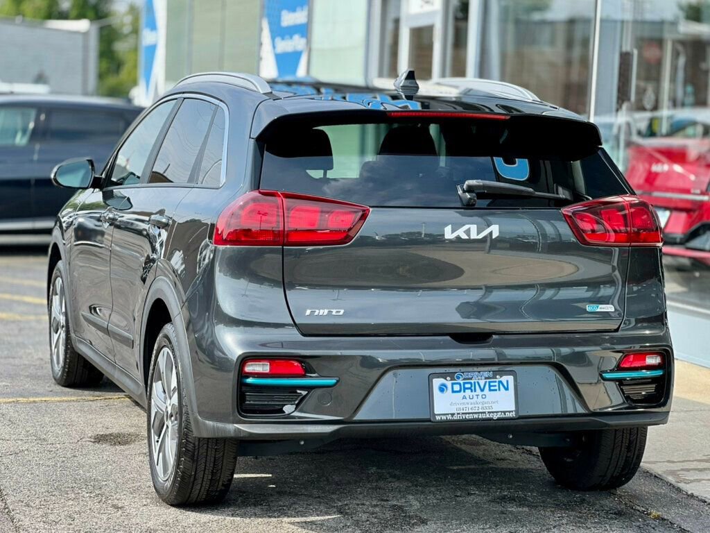 Used 2022 Kia Niro EX w/ Cold Weather Package FWD image 34