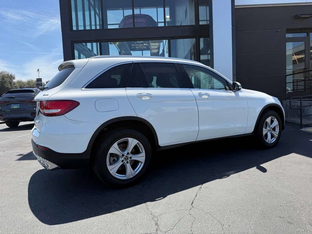 Used 2018 Mercedes-Benz GLC 300 4MATIC image 12