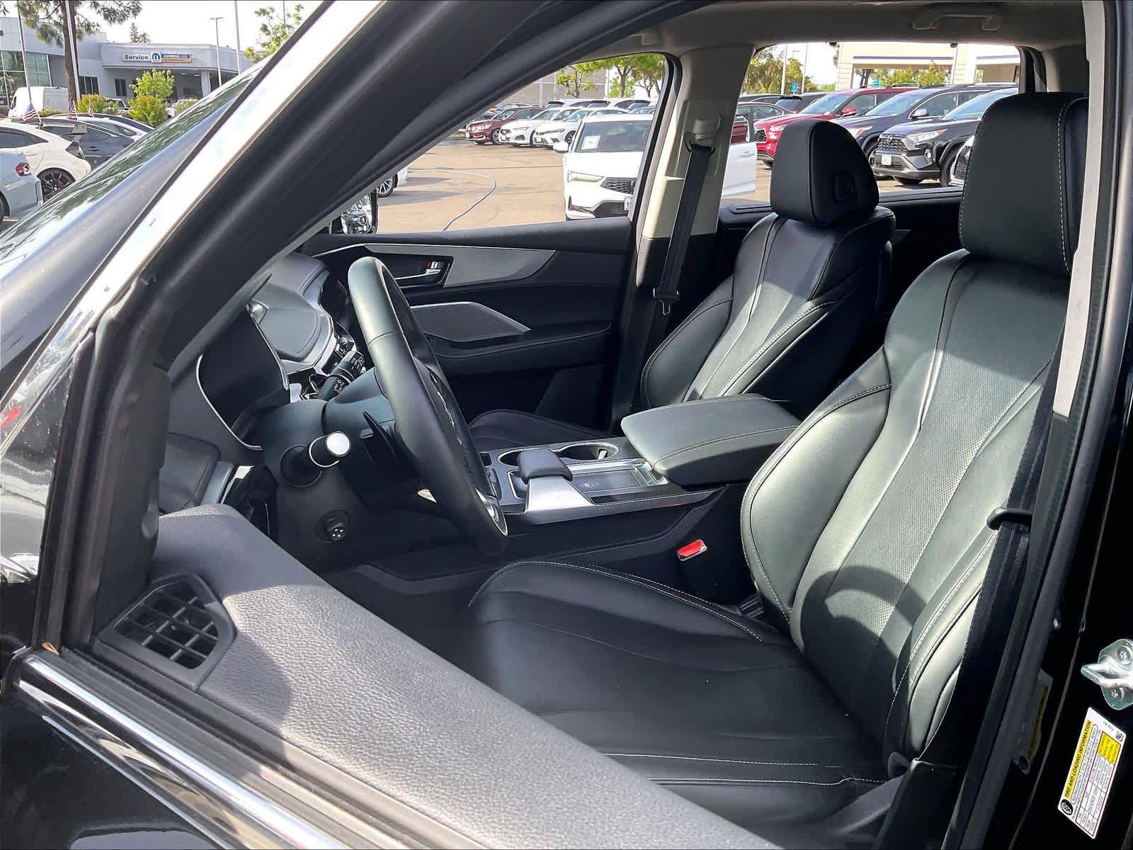Used 2023 Acura MDX SH-AWD w/ Technology Package image 25