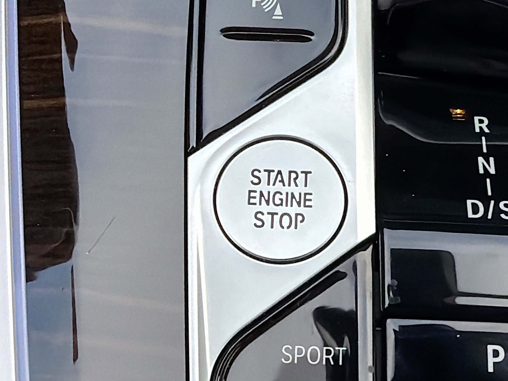 Used 2024 BMW X5 sDrive40i w/ M Sport Package image 37