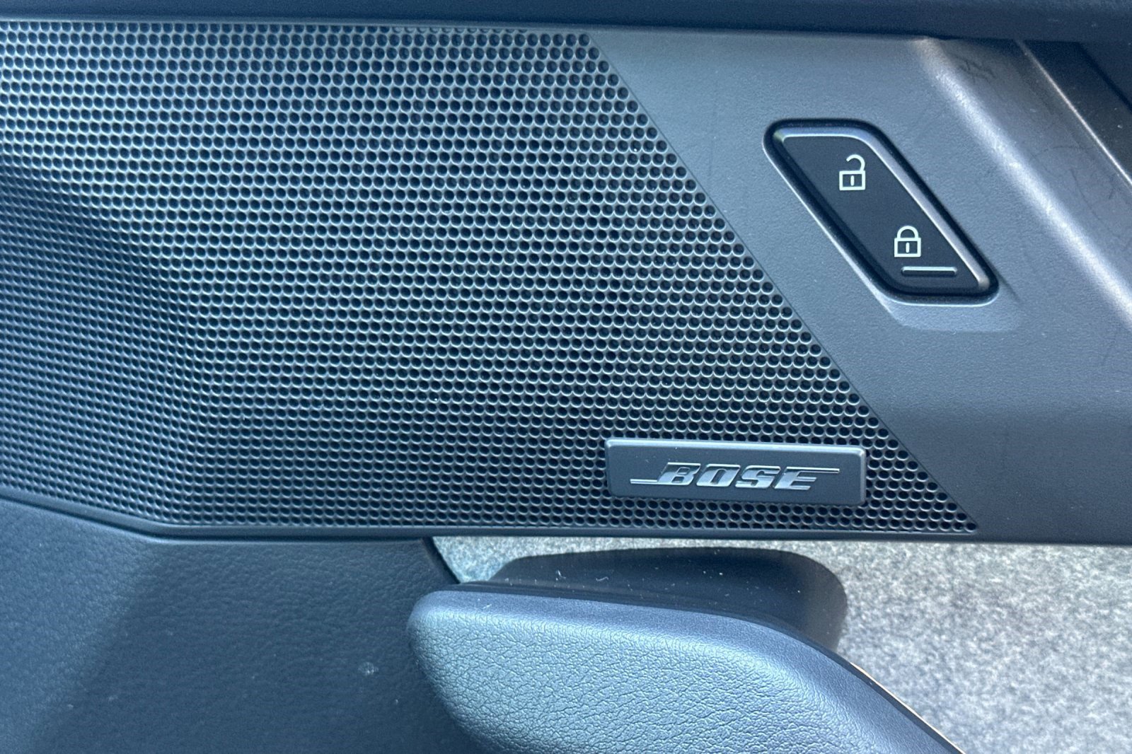 Used 2023 MAZDA MX-30 Electric w/ Premium Plus Pkg image 21