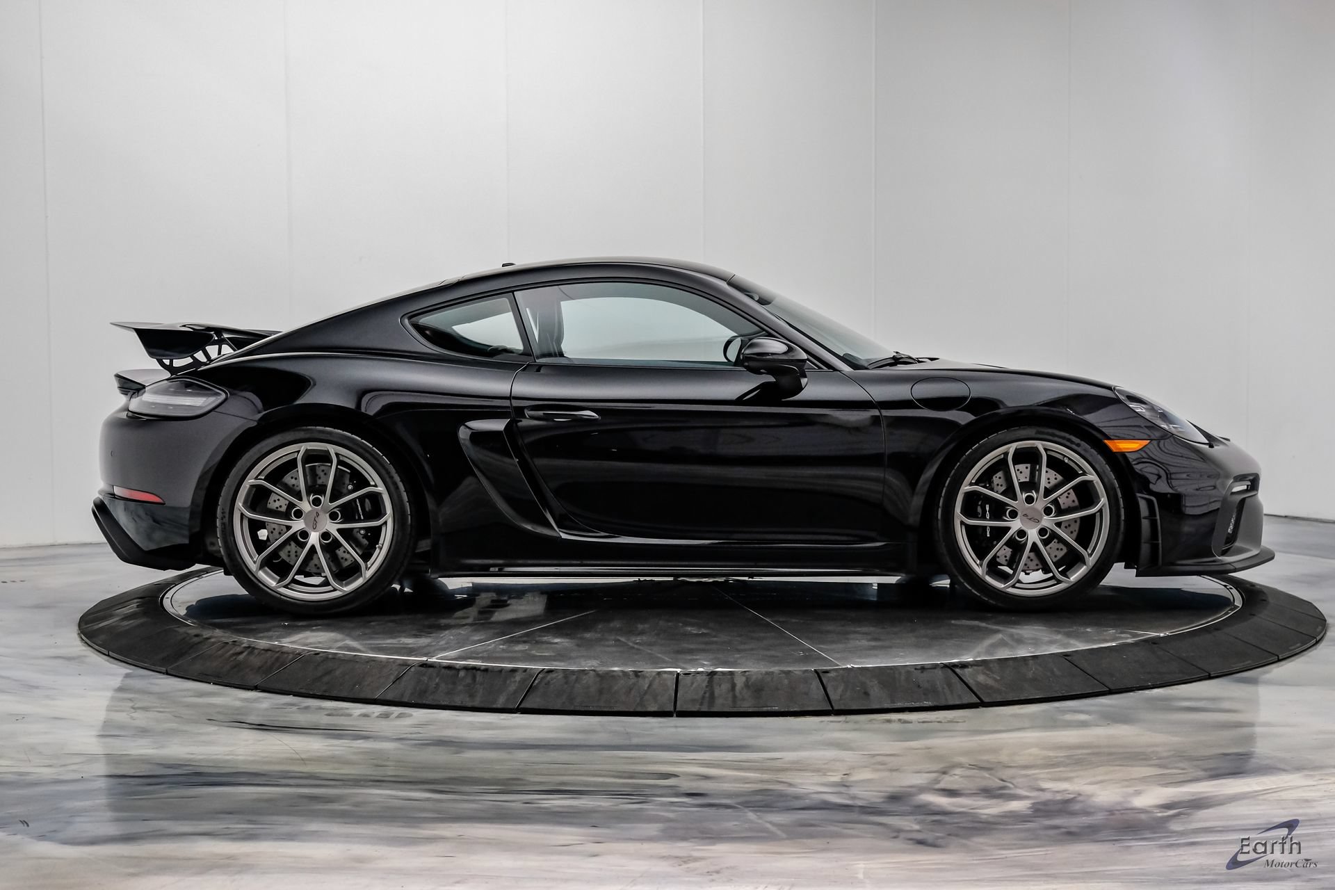 Used 2023 Porsche 718 Cayman GT4 RWD image 24