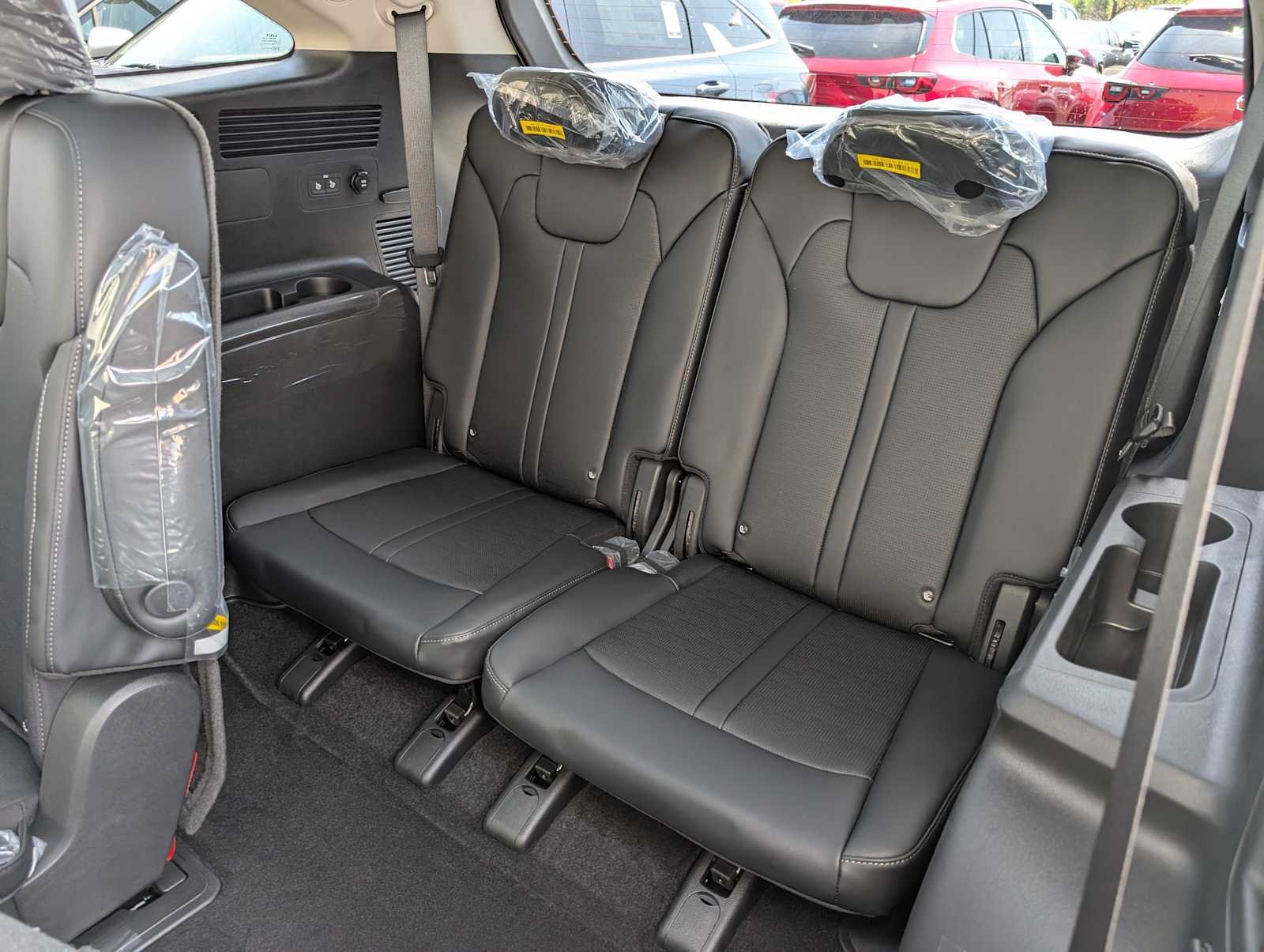 New 2026 Kia Sorento EX AWD/4WD image 17