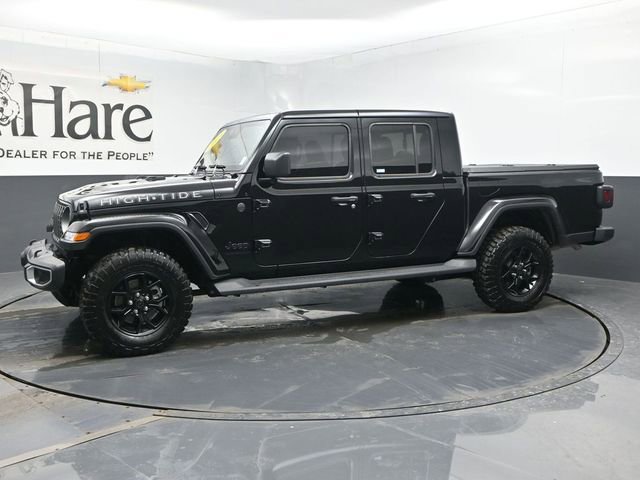 Used 2025 Jeep Gladiator Sport image 29